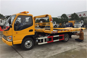 旌阳哪里有拖车服务