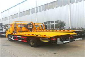 旌阳附近拖车救援搭电