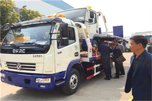 旌阳汽车道路救援拖车价格